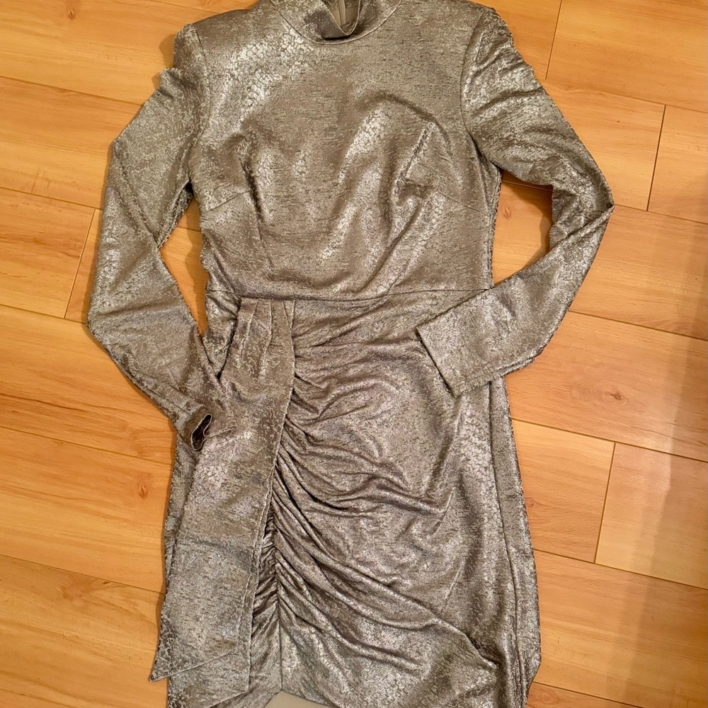 Vince Camuto Shimmering Silver Long-Sleeve Dress